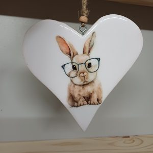Coeur en bois , motif lapin